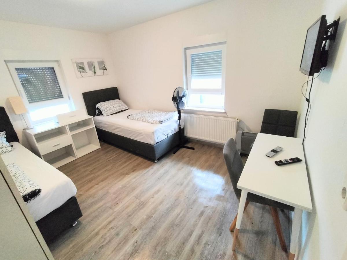 Fmi33 Next To Airport Appartement Kelsterbach