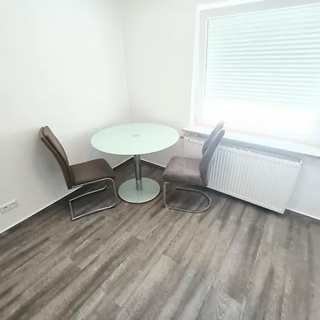 Fmi33 Next To Airport Appartement Kelsterbach Kamer foto