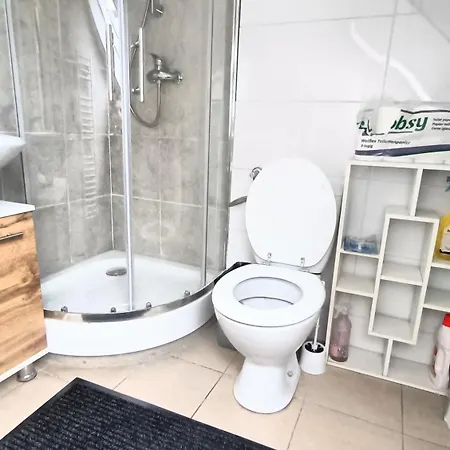 Fmi33 Next To Airport Appartement Kelsterbach Kamer foto