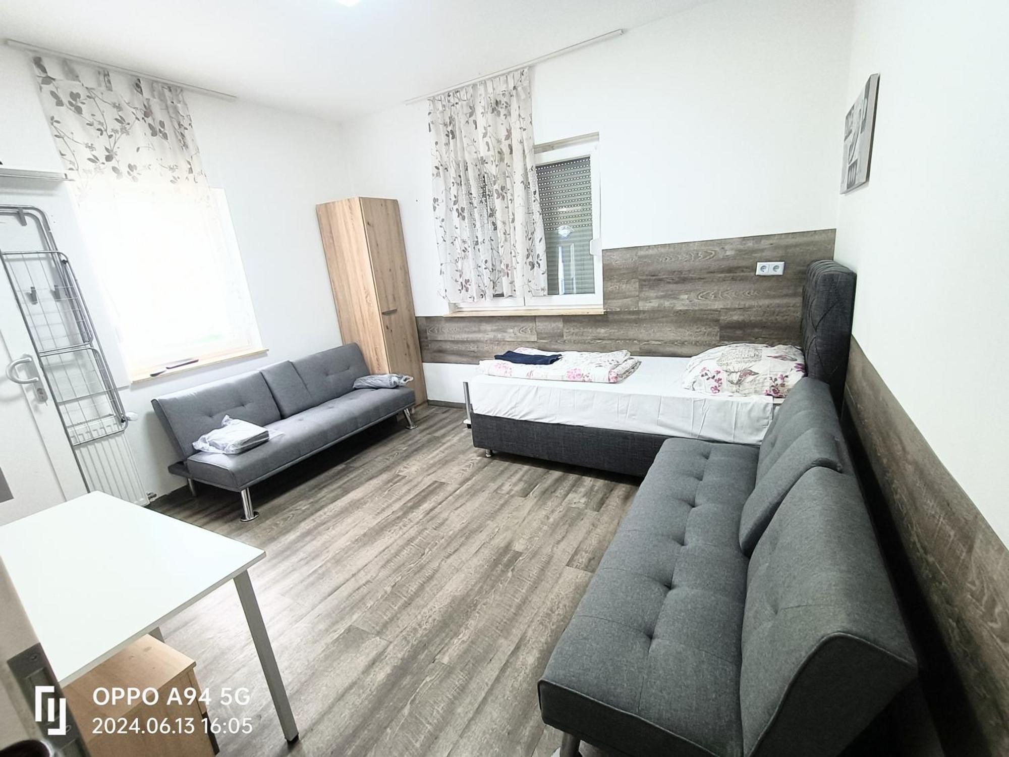 Fmi33 Next To Airport * Kelsterbach