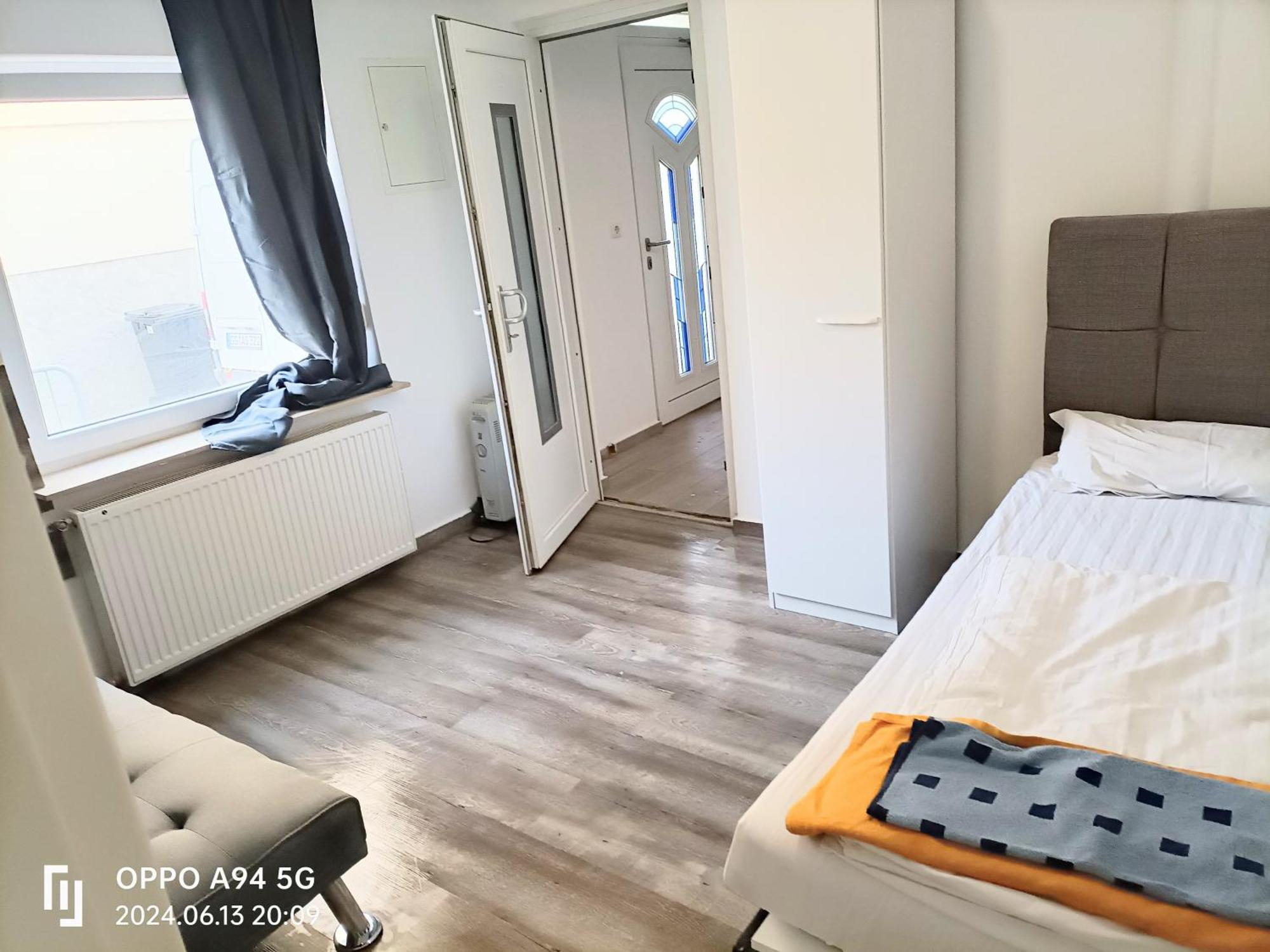 Fmi33 Next To Airport Apartment Kelsterbach