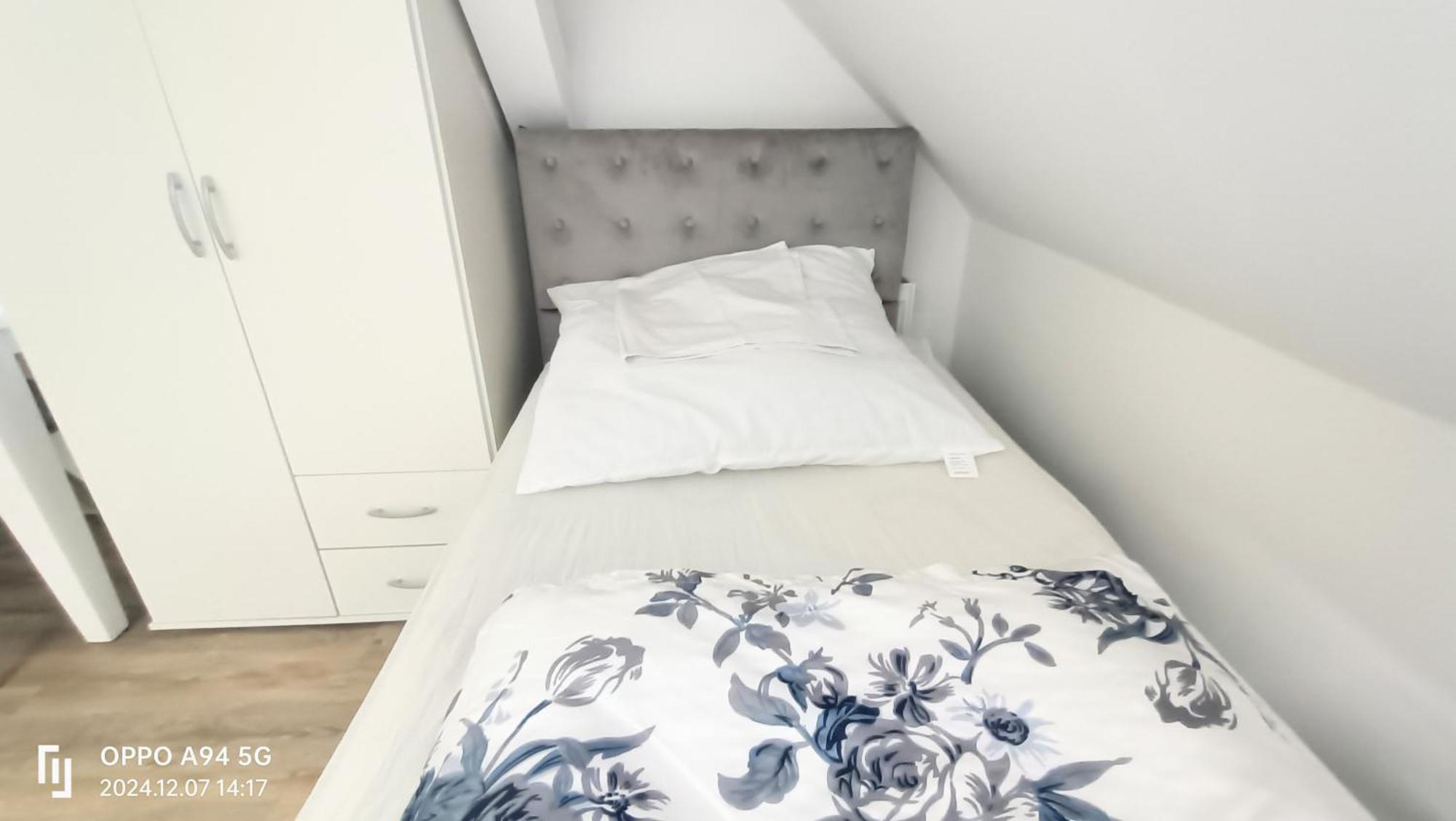 Fmi33 Next To Airport * Kelsterbach